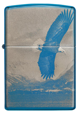 Vue de face briquet Zippo bleu haute brillance panorama de montagne avec aigle en vol
