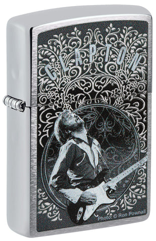 Briquet Zippo vue de face ¾ angle chrome brossé avec image d'Eric Clapton par Ron Pownall
