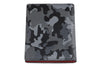 Vue de dos portefeuille cartes de crédit camouflage gris fermé 
