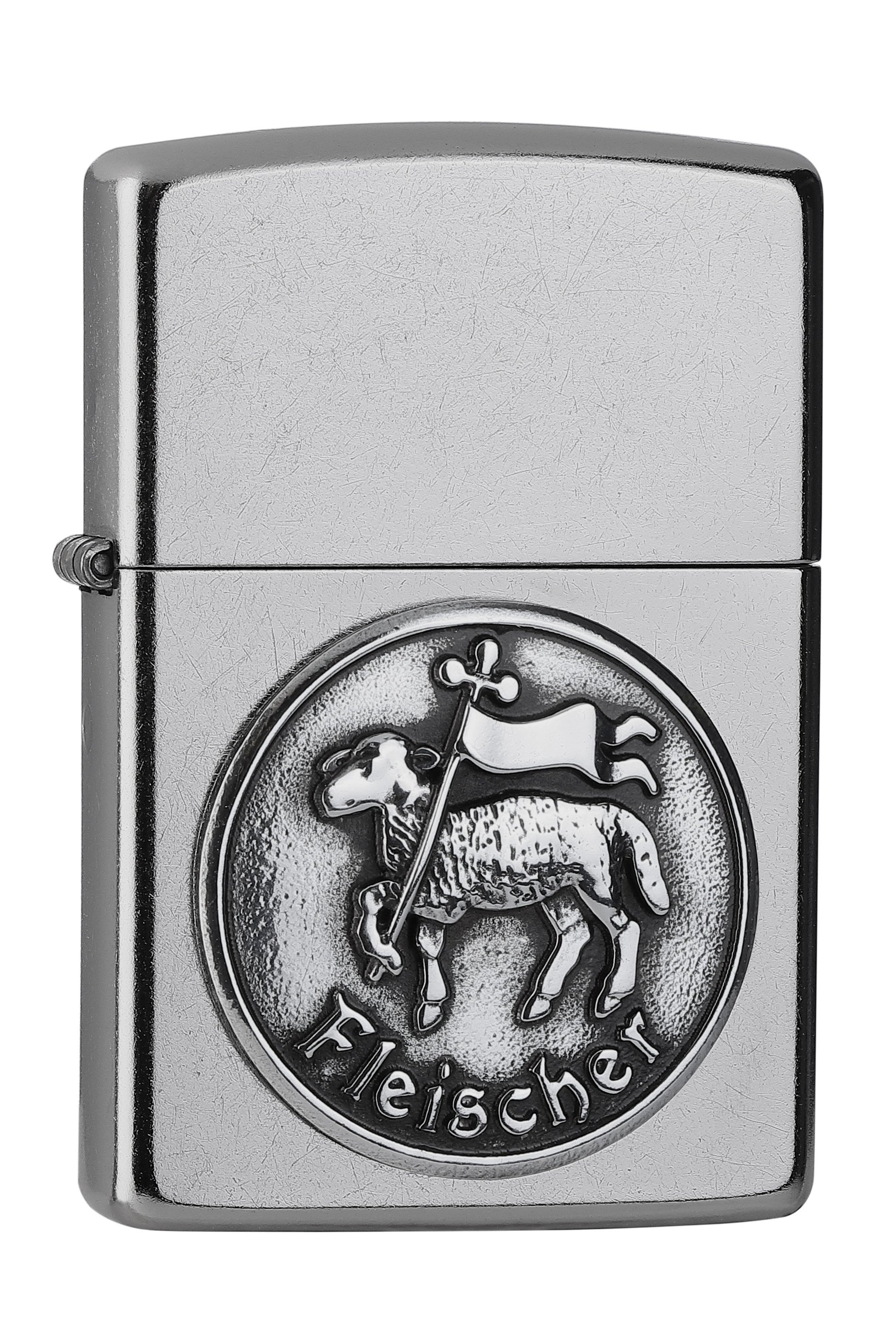 Vue de face 3/4 briquet Zippo chromé emblème de la guilde des bouchers