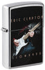 Briquet Zippo vue de face ¾ angle chromé avec image colorée d'Eric Clapton jouant de la guitare