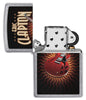Briquet Zippo vue de face chromé ouvert avec une image colorée d'une guitare rouge d'Eric Clapton