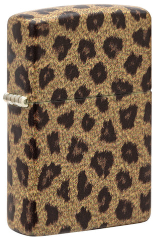 Briquet Zippo ¾ angle 540° vue de face et fait de métal, avec une illustration en couleur qui montre l'imprimé léopard classique