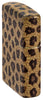 Briquet Zippo ¾ angle 540° vue de côté et fait de métal, avec une illustration en couleur qui montre l'imprimé léopard classique