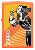Briquet Zippo vue de face couleur orangée et fait de métal, avec une illustration en couleur qui montre Windy, notre modèle publicitaire préféré