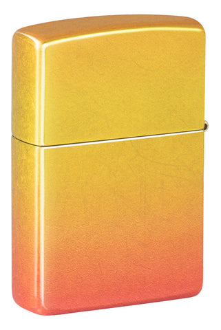 Briquet Zippo ¾ angle 540° vue de l'arrière et fait de métal, avec une illustration en couleur qui montre les tons jaunes dorés se fondent dans les tons orange ardents pour créer un effet ombré luxueux.