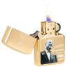 Vue de 3/4 du briquet tempête Zippo Fourder's day 2023 ouvert, avec flamme