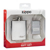 Vue de face 3/4 coffret cadeau Zippo flasque et briquet chromé