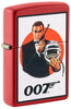 Briquet Zippo vue de face ¾ angle rouge mat avec James Bond 007™ en costume noir ainsi que pistolet et casque d'astronaute
