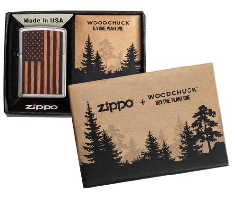 Zippo Woodchuck avec drapeau américain, dans une boîte ouverte