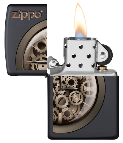 Briquet Zippo vue de face ouverte avec une flamme  illustration en couleur qui montre un horloge a engrenages mobiles en métal