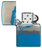 Vue de face briquet Zippo bleu haute brillance steppe, ouvert