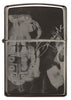 Vue de face briquet Zippo noir haute brillance avec motif de l'artiste Spazuk et sigtheme-nature 