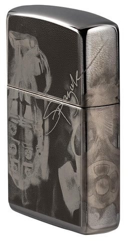 Vue de côté briquet Zippo noir haute brillance avec motif de l'artiste Spazuk