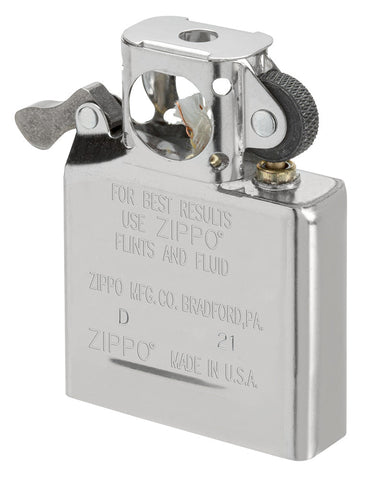 Insert de pipe Zippo ¾ angle vue de côté  chromé qui s'adapte à ton briquet Zippo classique