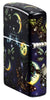 Briquet Zippo, (¾ Angle; Vue de l'arrière et fait de métal), avec une illustration en couleur qui montre un soleil médiéval magique, la lune et dizaines de papillons.